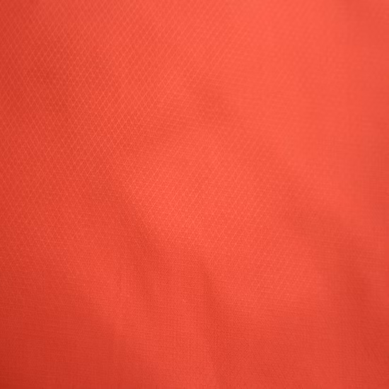 Recycelter Stretch-Polyester/Nylon/Spandex, wasserdichter, gestrickter, bedruckter Outdoor-Mantel, Jacke, einheitlicher Jacquard-Kleidungsstoff