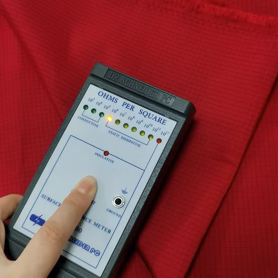 Polyester-Strickstoff mit Tc